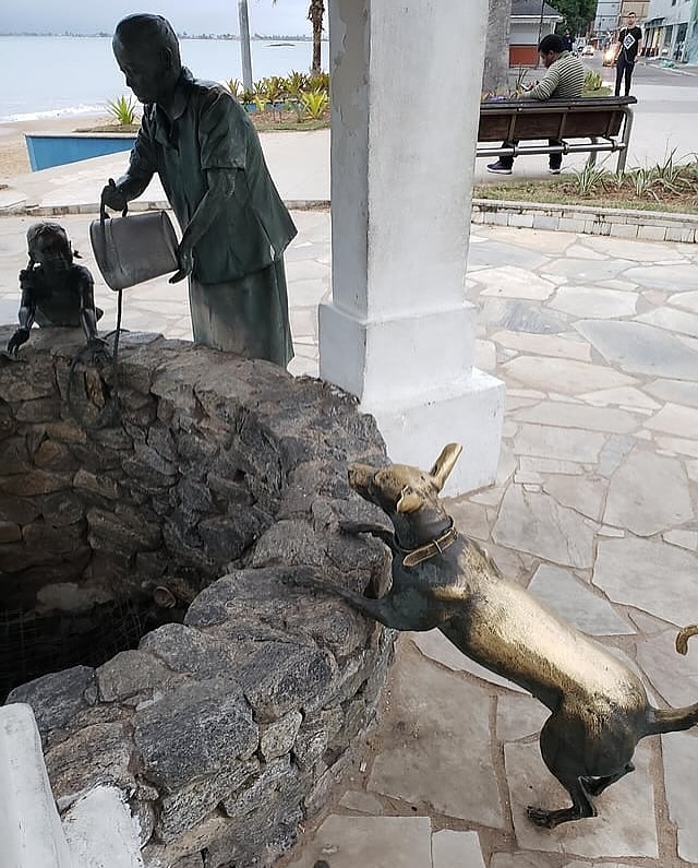 Szobrok Dörzsölése: A Rituálék és Kívánságok Világa... A Rituálé Eredete