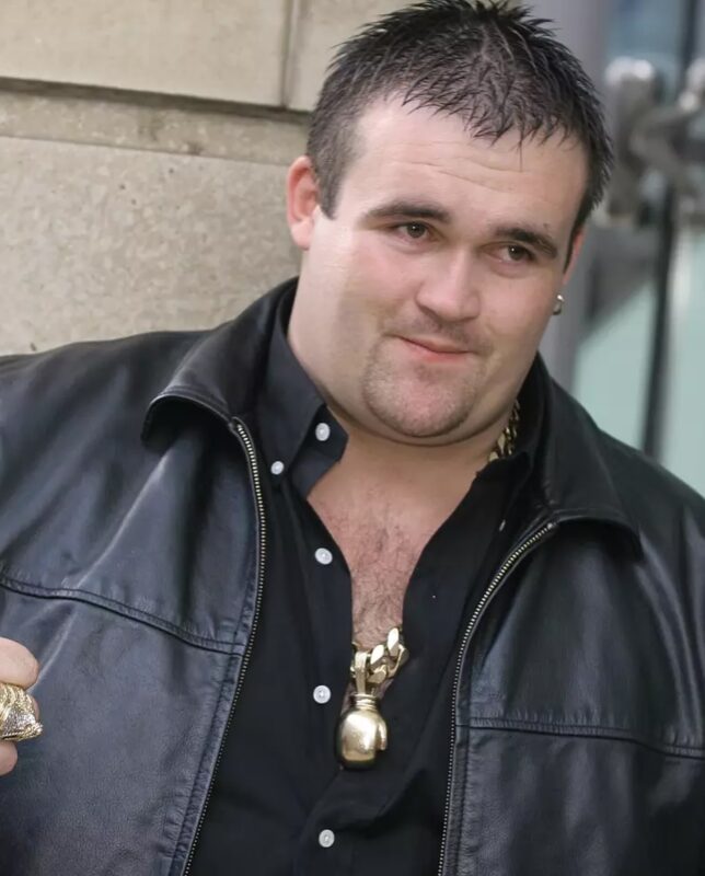 A Lottónyeremény és a Pénzrombolás Története: Michael Carroll Esete..A Visszaesés és a Képzeletbeli Képek