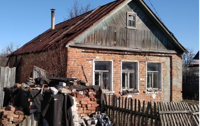 A nagyi varrógépe: Egy szívhez szóló történet... Egy váratlan kincs a piacon