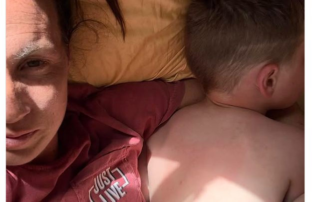 Harmadik gyermeke születése után összeesett – majd megtudta, hogy öt éve gyógyíthatatlan rákban él.