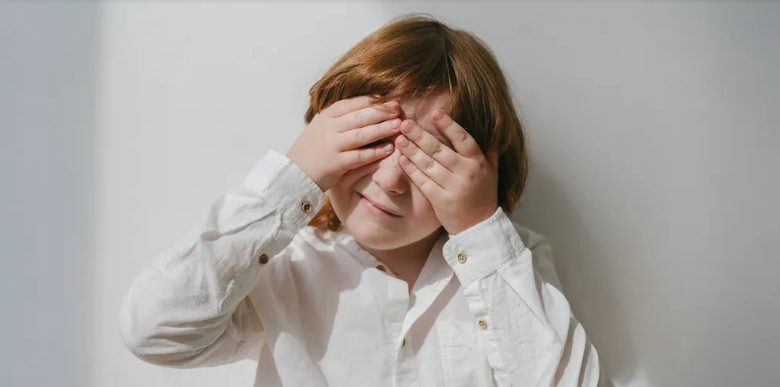 A férjem elment rögtön a fiunk autizmus diagnózisa után, hogy egy hónappal később teljes felügyeleti jogot követeljen – az oka pedig szóhoz sem juttatott.