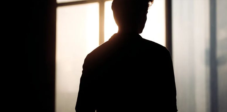 A nővérem kölcsönkérte a házamra gyűjtött pénzt az esküvőjére – amit utána tett, az teljesen lesokkolt.