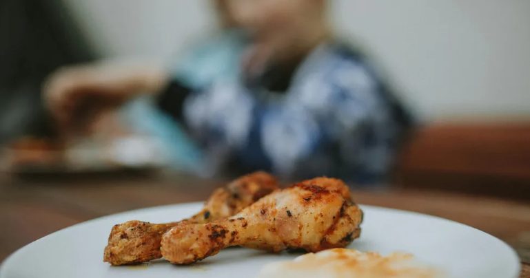 A barátom kitessékelt a saját esküvőjéről – az oka teljesen megdöbbentett.