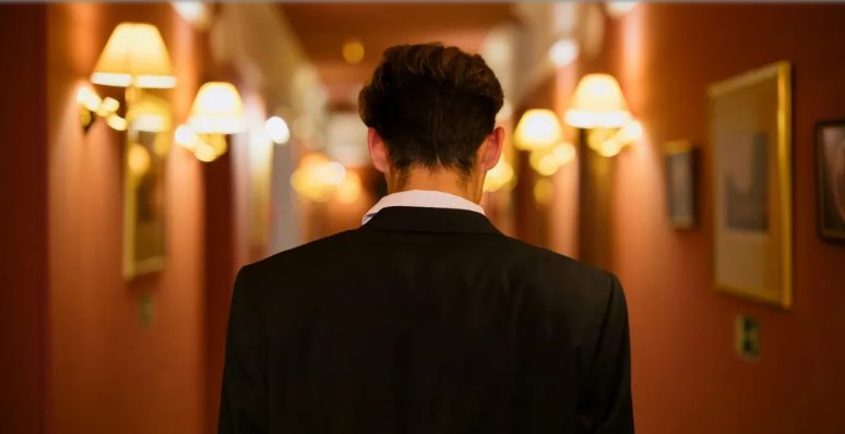 A munkanélküli férjem titokban elvette a bérleti pénzt a nálunk élő, fogyatékos nővéremtől – hatalmas hiba.
