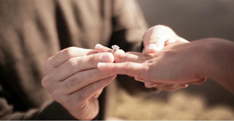 Beadtam a válópert, miután rajtakaptam a férjemet hűtlenségen – a fiunk szavai a bíróságon mindenkit szóhoz sem juttattak.