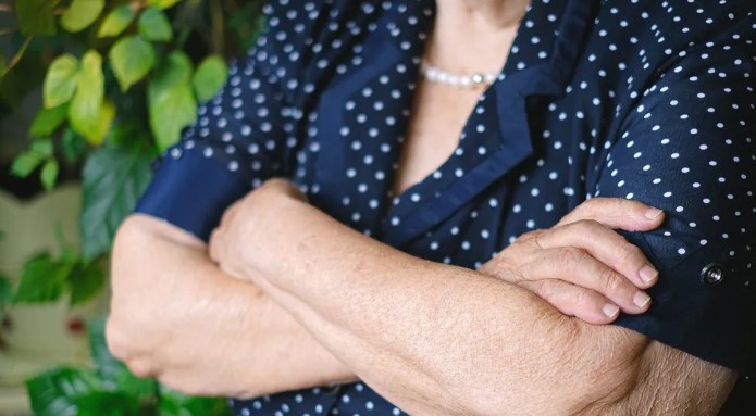 Véletlenül kaptam rajta a férjemet, hogy megcsal a húgommal – és mindkettőjüket a csapdámba csaltam