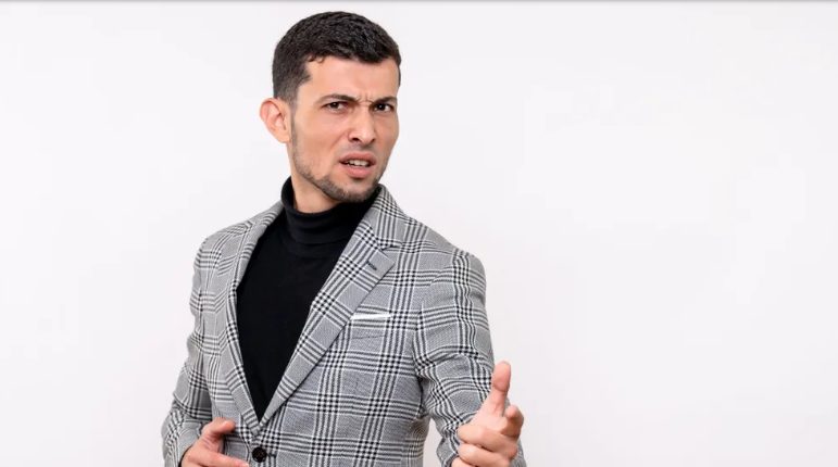 Érkeztem a szállodába, és megláttam a férjemet egy másik nővel – majdnem összeestem, amikor meghallottam az igazságot