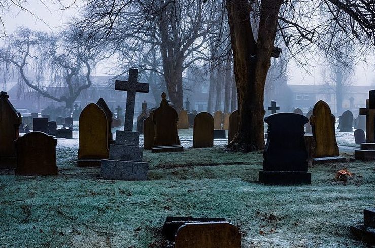 Semmit nem örököltem, míg a nővéreim mindent megkaptak – A temetésen valaki egy cetlit adott nekem koordinátákkal