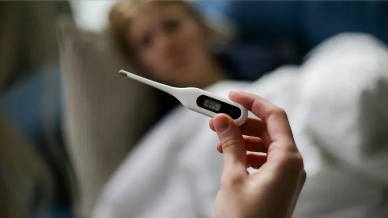 Az anyám csak 3 nappal a halála előtt varrt nekem egy esküvői ruhát – nem tudtam megbocsátani, ami közvetlenül a ceremónia előtt történt vele.