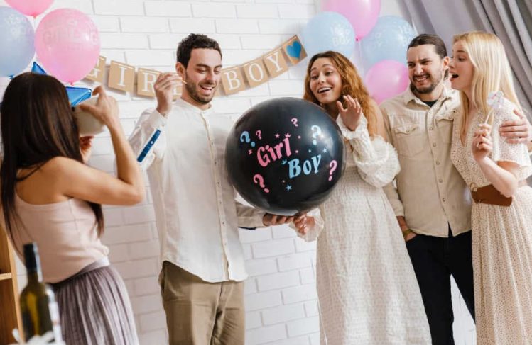 Rájöttem, hogy a férjem megcsal, miközben terhes vagyok – ezért a gender reveal partijunkon nagyon különleges „meglepetést” készítettem neki.